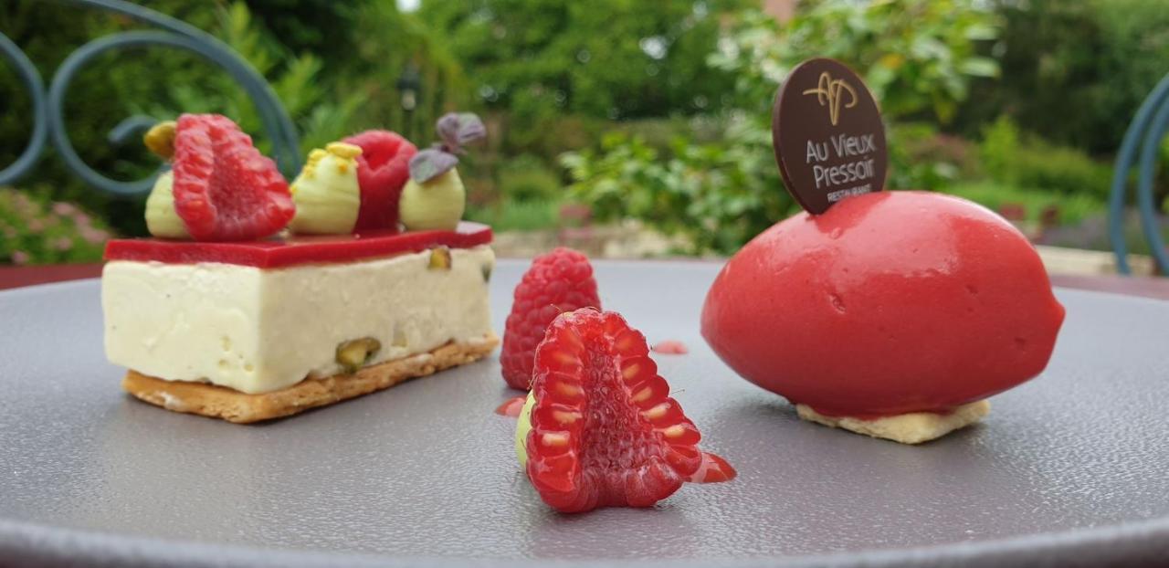 Auberge Du Lac, Sure Hotel Collection By Best Western เมส์นิล-แซ็งต์-แปร์ ภายนอก รูปภาพ