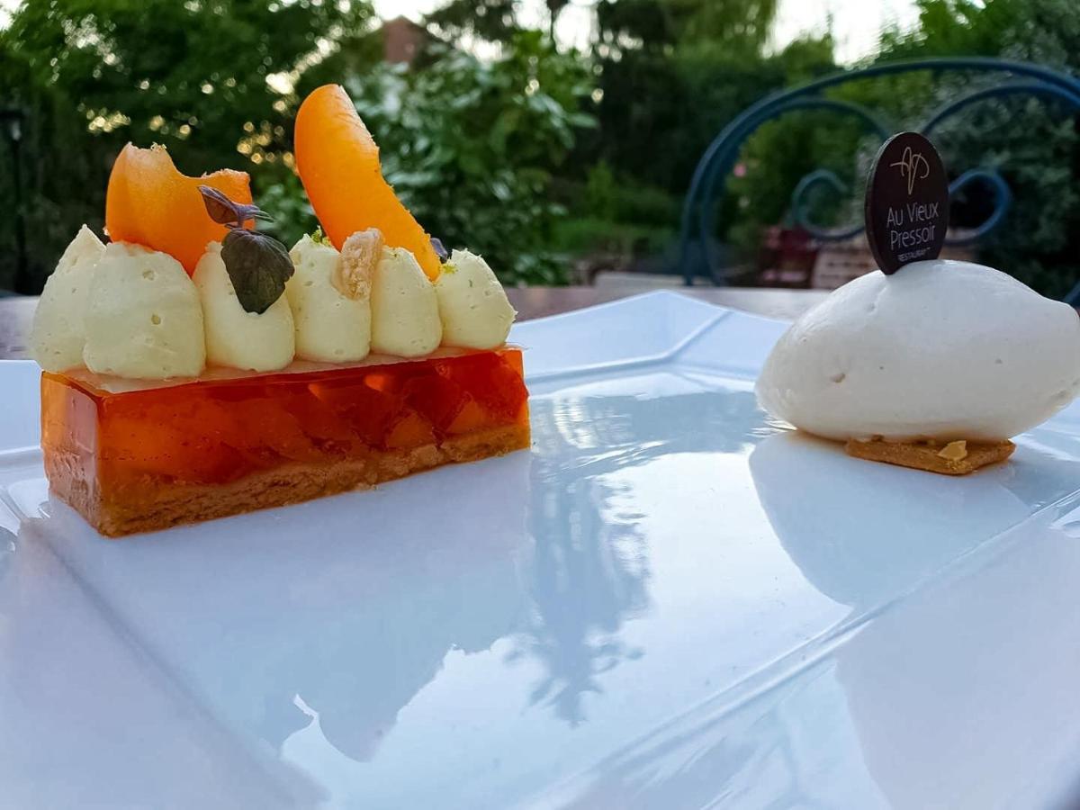 Auberge Du Lac, Sure Hotel Collection By Best Western เมส์นิล-แซ็งต์-แปร์ ภายนอก รูปภาพ