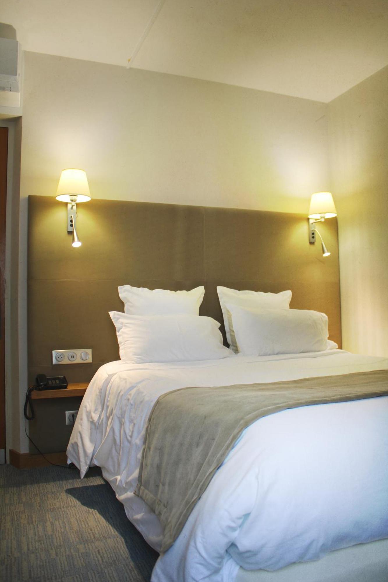 Auberge Du Lac, Sure Hotel Collection By Best Western เมส์นิล-แซ็งต์-แปร์ ภายนอก รูปภาพ