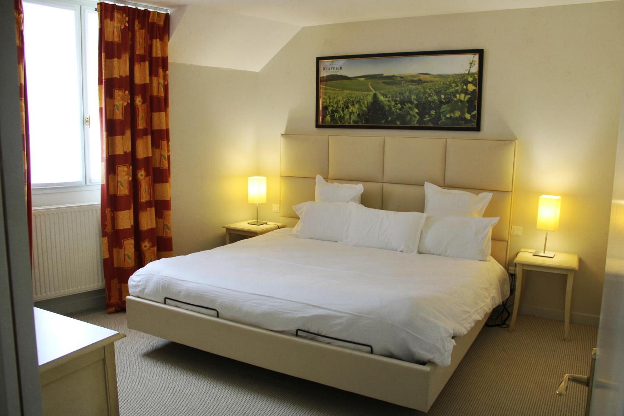 Auberge Du Lac, Sure Hotel Collection By Best Western เมส์นิล-แซ็งต์-แปร์ ภายนอก รูปภาพ