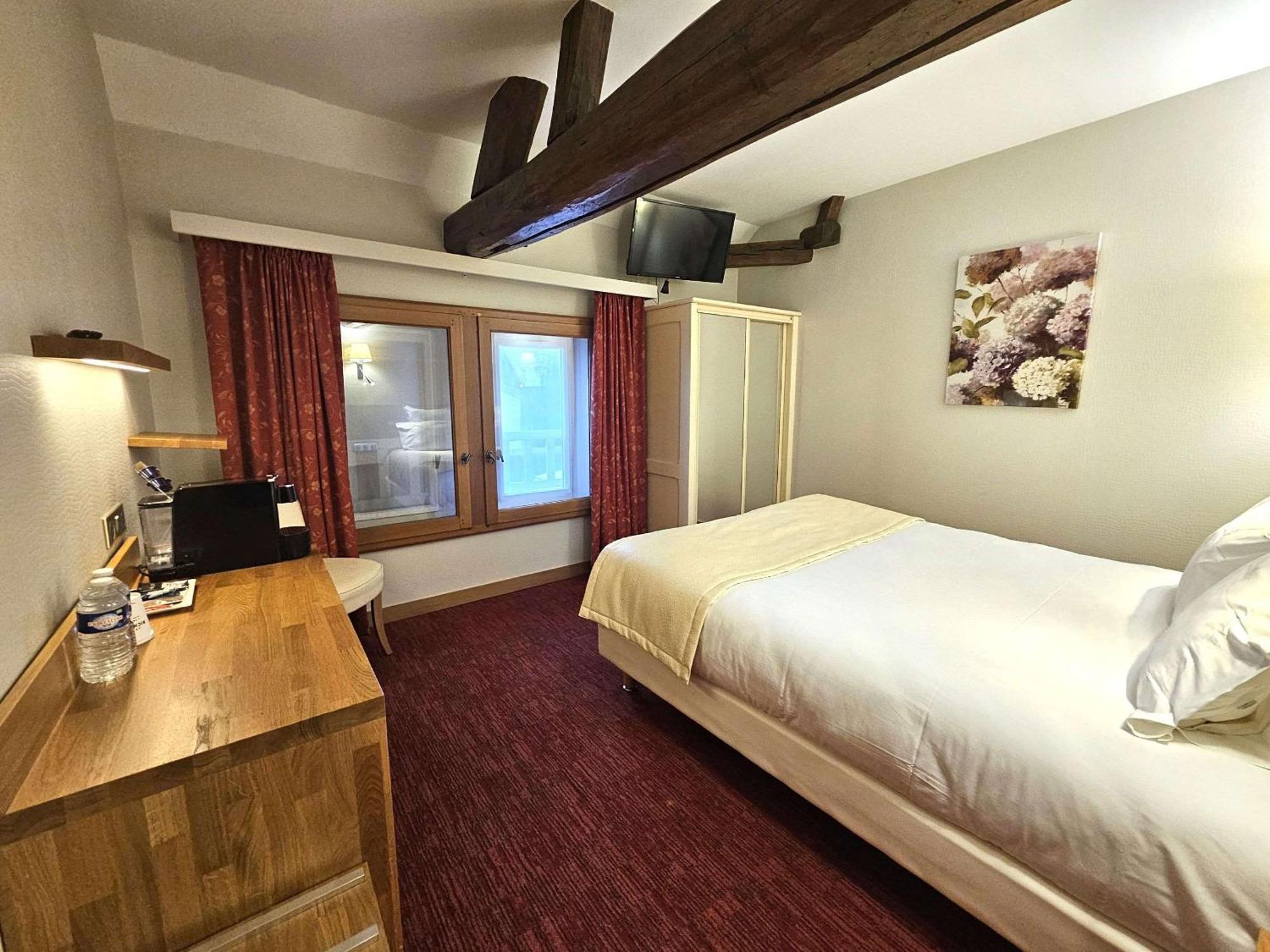 Auberge Du Lac, Sure Hotel Collection By Best Western เมส์นิล-แซ็งต์-แปร์ ภายนอก รูปภาพ